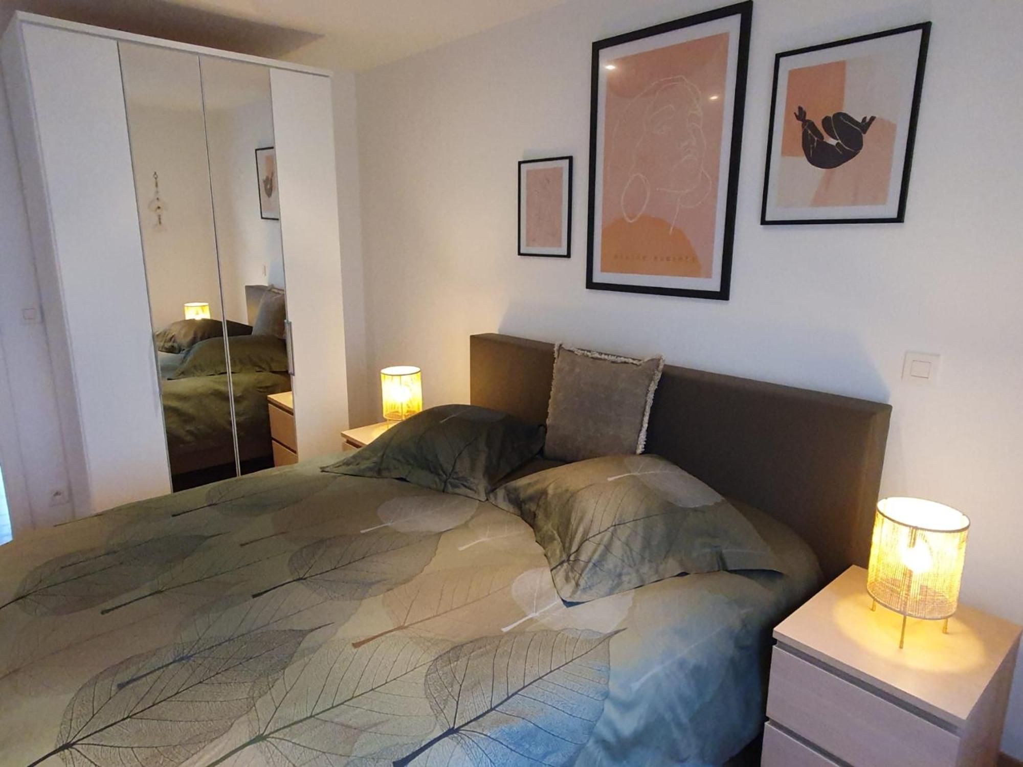 Duplex "Harmony" Apartment Spa Luaran gambar
